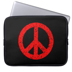 Scribble Stenciled Peace Symbol - Red on Black Laptopschutzhülle