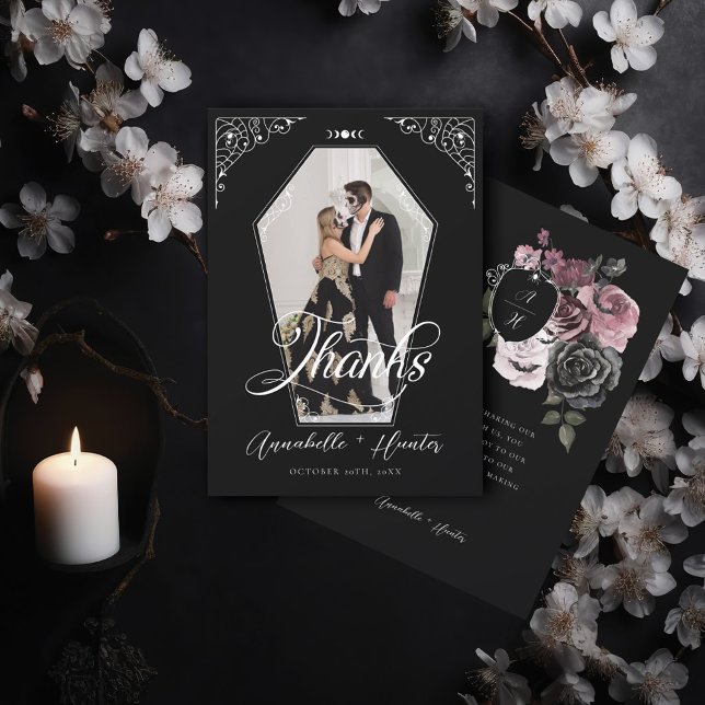 Script Coffin Foto Gothic Halloween Hochzeit Dankeskarte (Script Coffin Photo Gothic Halloween Wedding Thank You Card)