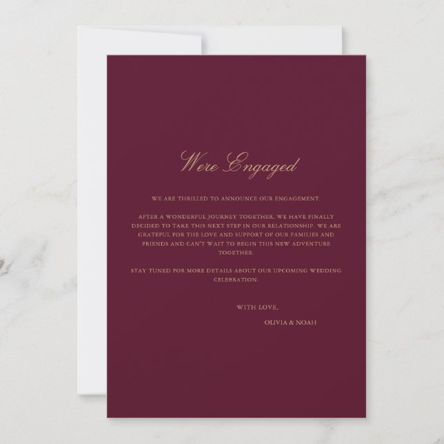 Script Gold Burgundy Verlobung Announccard Ankündigung (Vorderseite)