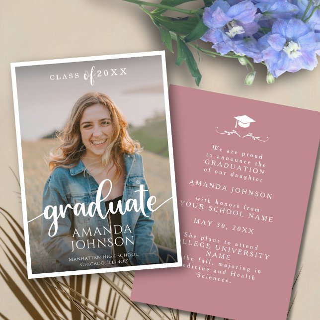 Script Graduate Mute Pink Foto Abschluss Ankündigung (Von Creator hochgeladen)