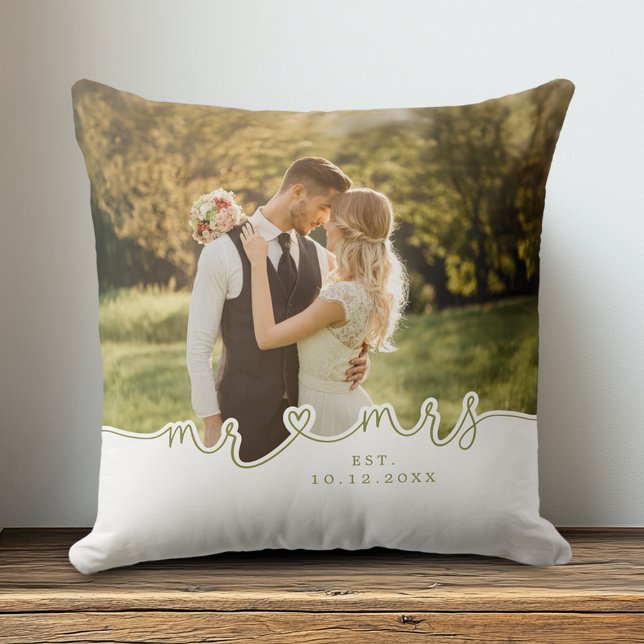 Script Heart Foto Wedding Pillow Kissen (Shown on a 20" x 20" pillow)