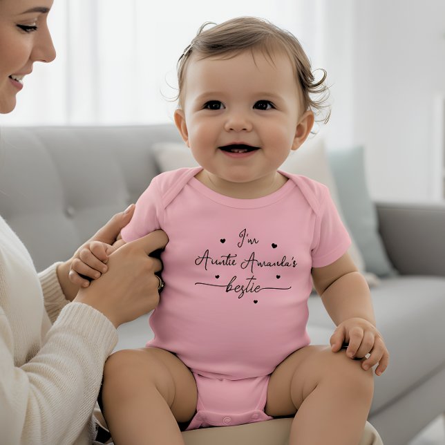 Script Herz Custom Tante's Bestie Baby Bodysuit Strampler (Von Creator hochgeladen)
