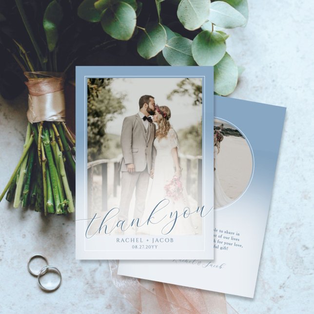 Script moderne Dusty Bleu Merci Mariage 2 Photo (Créateur téléchargé)