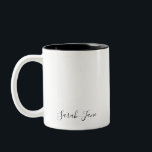 Script monogram Black and White Zweifarbige Tasse<br><div class="desc">Einfachheit trifft auf Raffinesse mit unserer Schwarz-Weiß-Tasse, die ein individuelles Monogramm enthält. Das gepflegte, klassische Design bietet einen zeitlosen Look, der perfekt dazu geeignet ist, Ihre Morgenroutine zu erhöhen oder Ihrem Büro eine persönliche Touch hinzuzufügen. Die kühn schwarze Fassade und das knallige, weiße Interieur schaffen einen auffallenden Kontrast, während das...</div>