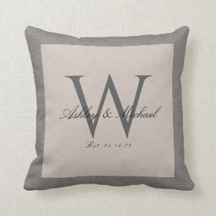 SCRIPT WEDING MONOGRAM   Linen Foto Keepake Kissen