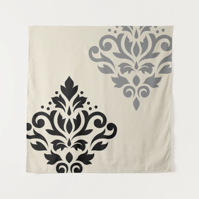 Scroll Damask Art I Black Gray Creme Wandteppich (Vorderseite)