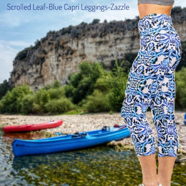 Scrolled Leaf Blue Capri Leggings (Von Creator hochgeladen)