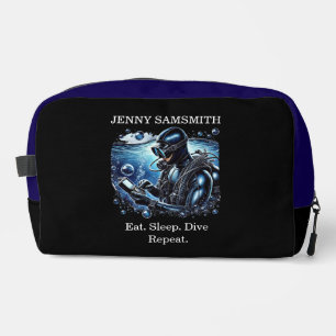 Scuba Vibes: Tauchen Sie ein in das Abenteuer! Waschbeutel