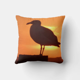 Sea Gull bei Sonnenuntergang Kissen