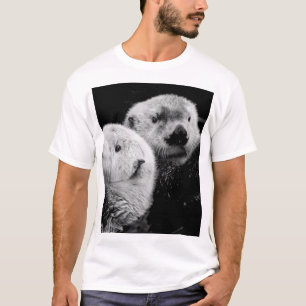 Sea Otters: Schwarz-weißes Paar. T-Shirt