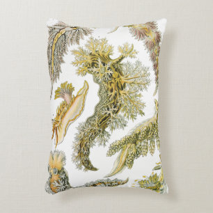 Sea Slugchia von Ernst Haeckel, Vintage Nudibranch Dekokissen