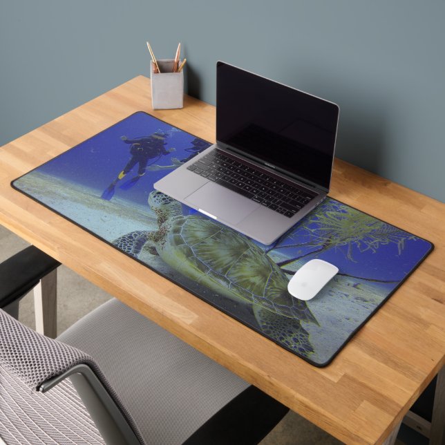 Sea Turtle Dive Desk Mat - Unterwasserabenteuer Schreibtischunterlage (Büro 2)