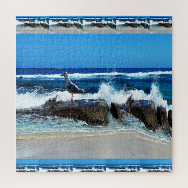 Seagull on Beach Rocks (Vertikal)