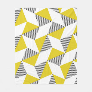 Seamless geometric pattern with triangles,rhombus fleecedecke