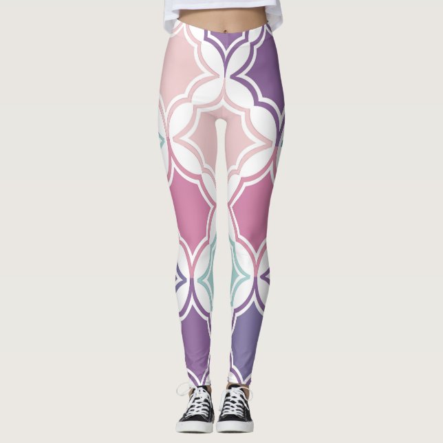 Seamless pattern of pastel colored geometric shape leggings (Vorderseite)
