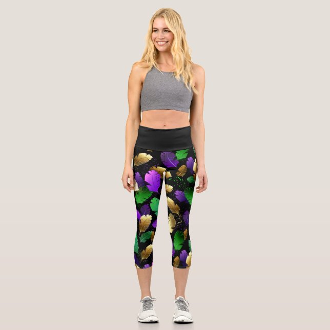 Seamless Pattern with Mardi Gras feathers Capri Leggings (Vorderseite)