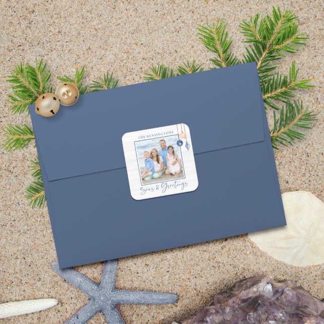 Seas and Greetings Nautical Seashell Wood Foto Quadratischer Aufkleber (Von Creator hochgeladen)