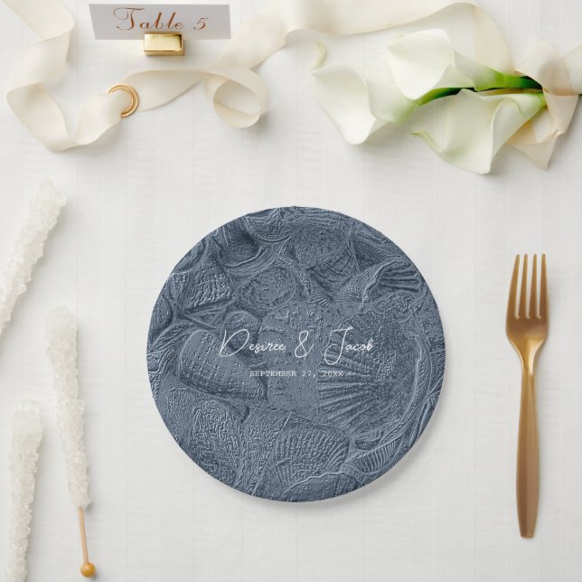 Seashell Dark Dusty Blue Modern Coasty Beach Pappteller (Hochzeit)