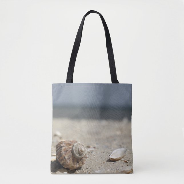 Seashells auf Sand durch das Meer Tasche (Vorderseite)