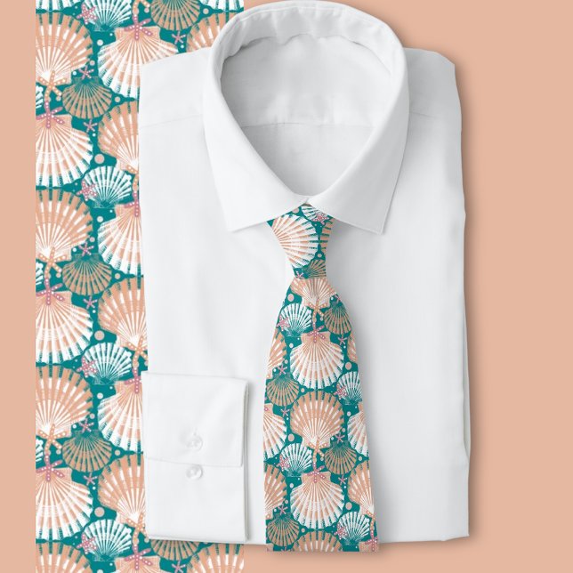 Seashells grün krawatte (Shells and starfish pattern perfect for beach wedding and other formal beach events )