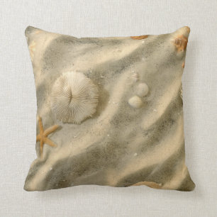 Seashells im Sand Kissen