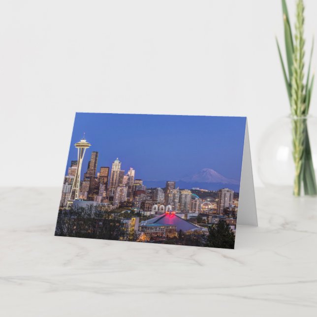 Seattle, Downtown und Rainier am Twilight Karte (Vorderseite)