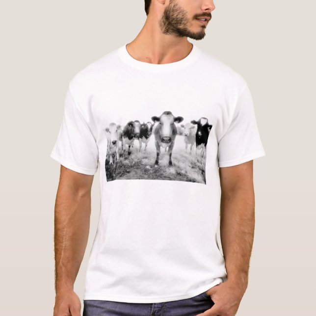 Sechs verärgerte Kühe T-Shirt (Vorderseite)