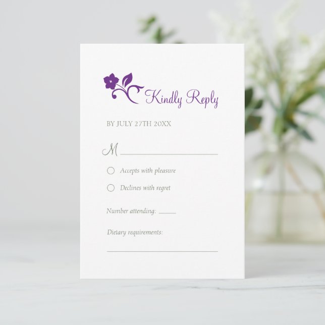 Secret Garden Lila Blumenwald Hochzeit RSVP (Stehend Vorderseite)