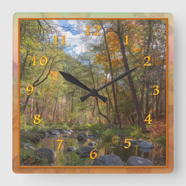 SEDONA ARIZONA STREAMING EIN ANDERER TAG QUADRATISCHE WANDUHR (Vorderseite)