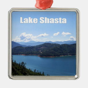 See Shasta in Redding, Kalifornien Ornament Aus Metall