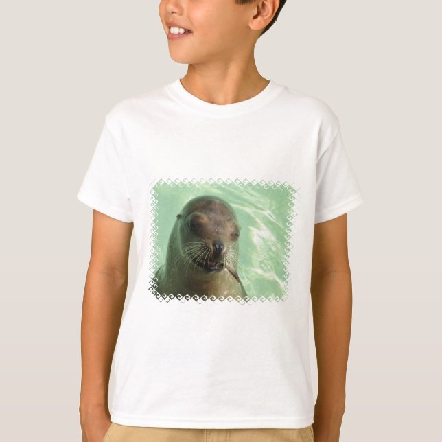Seelöwe mit Fisch-KinderT - Shirt (Vorderseite)