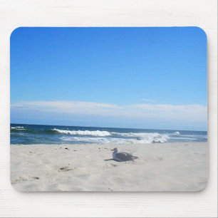 Seemöwe auf dem Strand-Jersey-Ufer-Ozean Mousepad