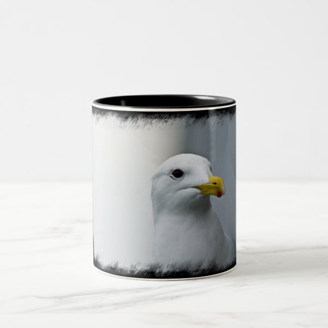 Seemöwe-Bedarfs-Liebe auch auf Schwarzem Zweifarbige Tasse (Mittel)