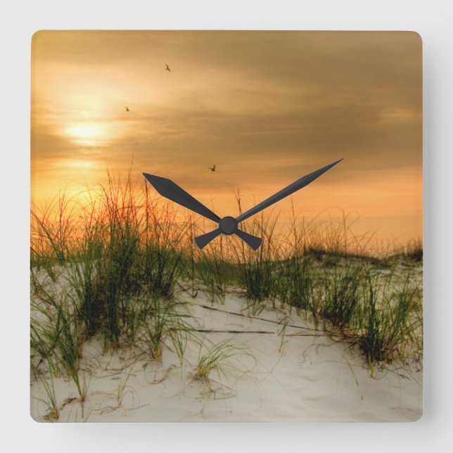Seemöwen am Sonnenaufgang Quadratische Wanduhr (Vorderseite)