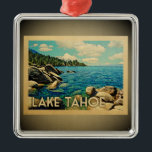Seen Tahoe Ornament Obelisk<br><div class="desc">Ein cooles,  Vintages Dekor aus dem Tahoer See mit einer schönen Seeszene mit Bäumen,  Felsen und blauem Himmel.</div>