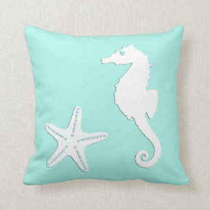 Seepferd u. Starfish - Weiß auf blassem Aqua Kissen
