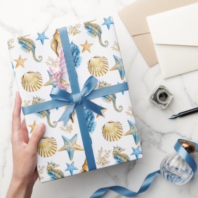 Seepferde und Muscheln auf Weiß Geschenkpapier (Schenken)