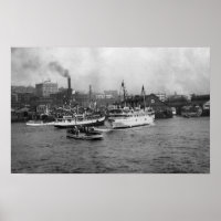 Seepromenade mit Schiffen von Seattle