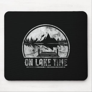 Seezeit im Sommer, Bootsfahren und Fischen  Mousepad