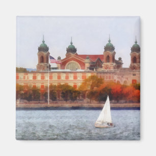 Segelboot durch Ellis Island Magnet
