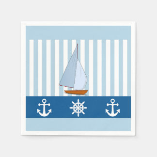 Segelboot mit Anker- und Schiffrad Serviette