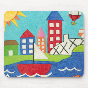 Segelboot-und Heißluft-Ballon mit Stadtbild Mousepad