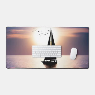 Segelboot und Seagull Sunset Scene Schreibtischunterlage