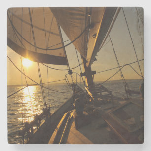 Segelbootdeck, in Richtung untergehende Sonne ausg Steinuntersetzer