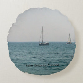 Segelboote auf dem Ontariosee  Rundes Kissen