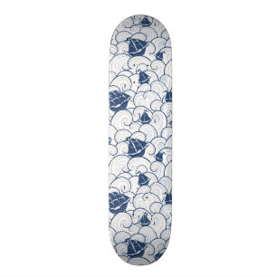 Segelboote auf dem Seemuster Skateboard