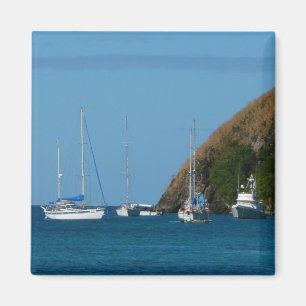Segelboote in der Bucht Weißes und Blaues Wassersc Magnet