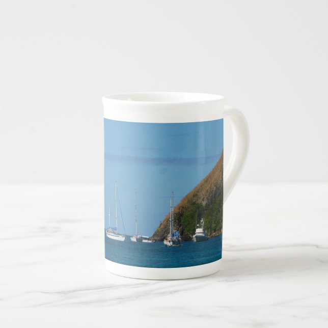Segelboote in der Bucht Weißes und Blaues Wassersc Prozellantasse (Vorderseite Rechts)