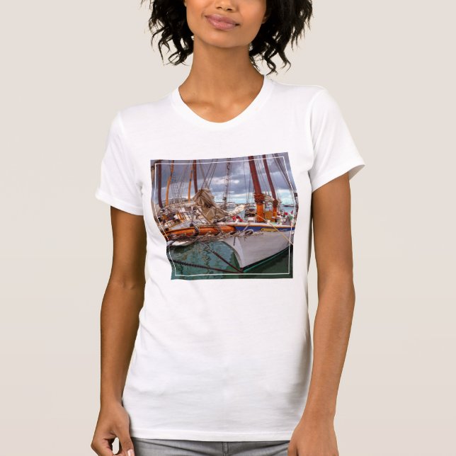 Segelboote in Key West T-Shirt (Vorderseite)