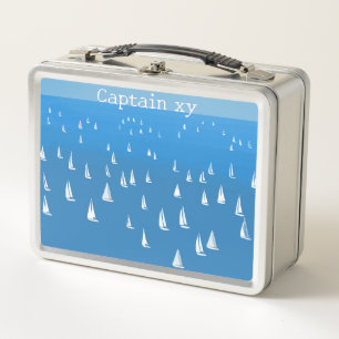 Segelboote in tiefblauem Meer - Regatta Custom Metall Brotdose